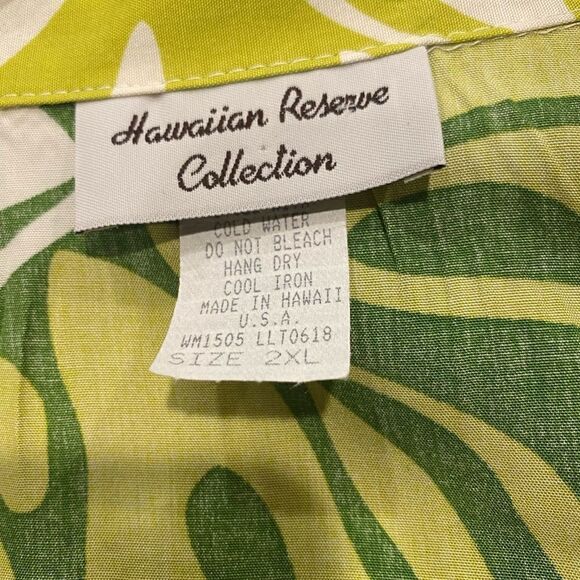 Hawaii USA 🇺🇸 made vintage sleeveless button up top excellent quality - Picture 5 of 11